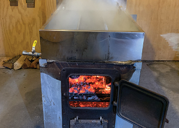 SE_SugarShack sugar boiling